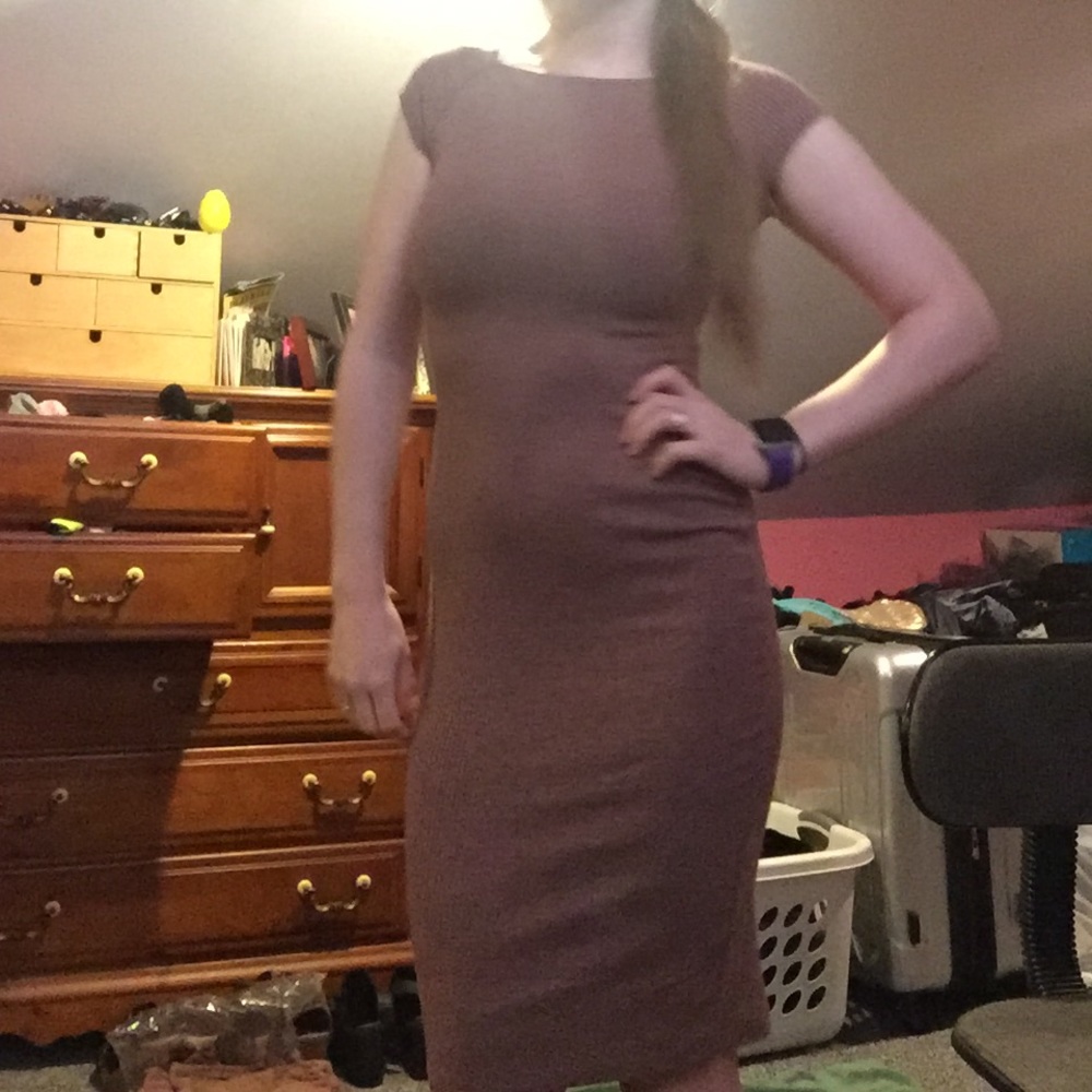 Dusty rose ribbed dress - Picture 5 of 6